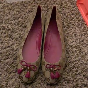 Gucci flats